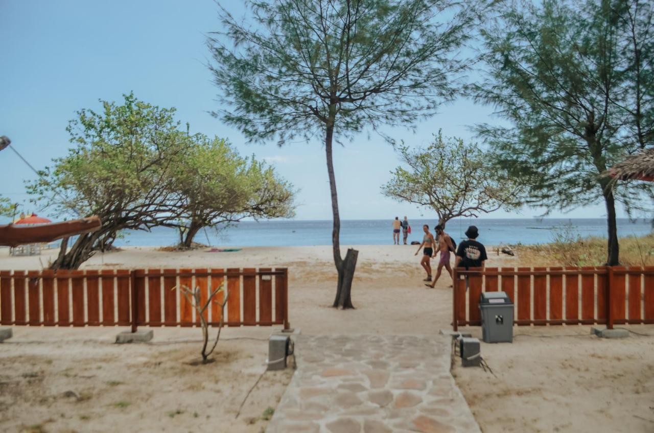 Laba Laba Bungalow Gili Meno Exterior photo